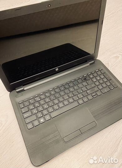 Ноутбук HP 15-ba505ur