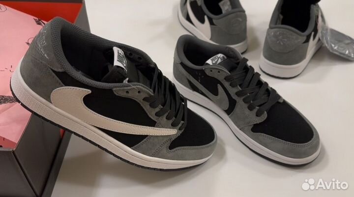 Nike travis scott X AIR jordan 1 LOW grey black