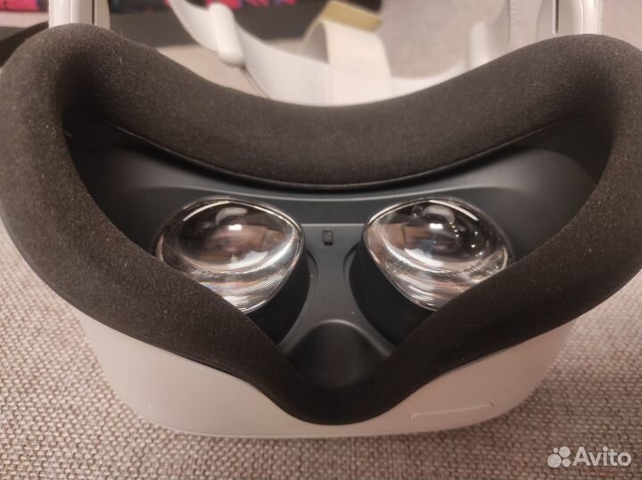 Oculus quest 2 64Гб