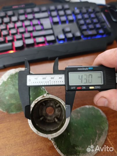 Винт лодочного мотора стрела