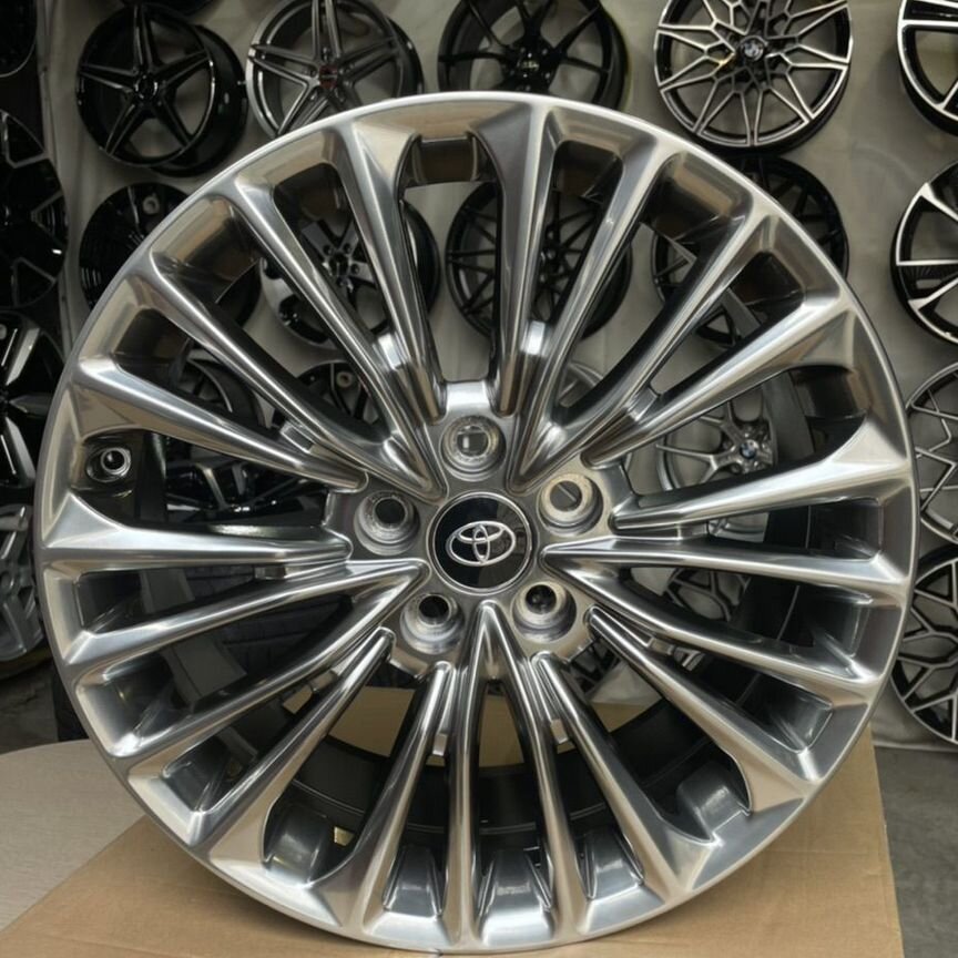 Литые диски Toyota 8×R18 5×114.3