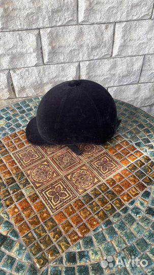 Шлем для верховой езды регулируемый