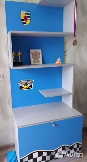 Стеллаж для игрушек