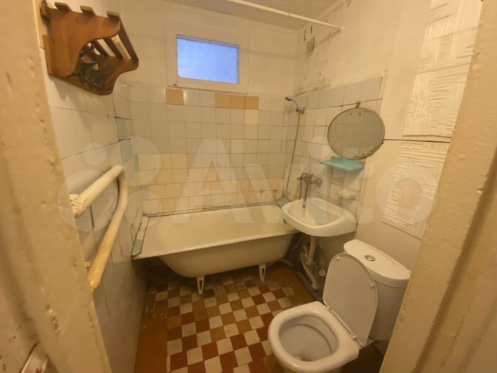 2-к. квартира, 40 м², 2/4 эт.