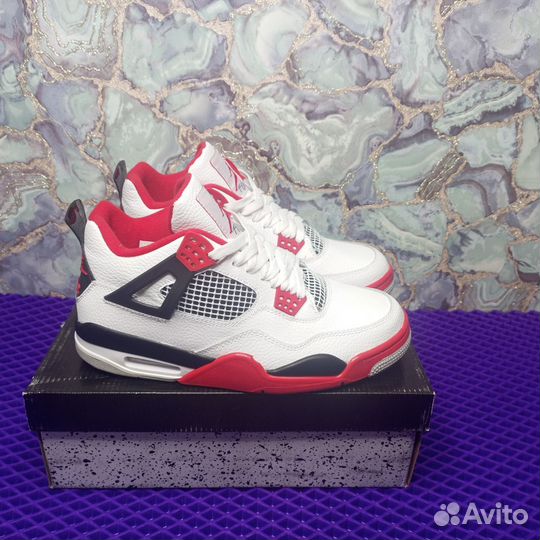 Кроссовки Nike Air jordan 4 retro