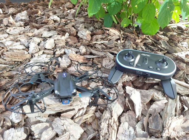 Квадрокоптер с камерой 4DRC V20