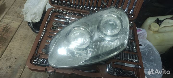 Фара передняя volkswagen