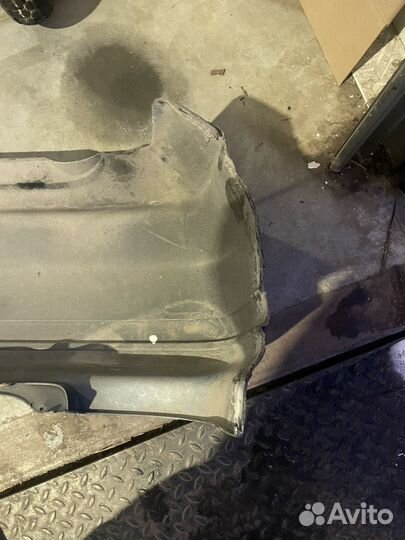 Задний бампер toyota mark 2 100