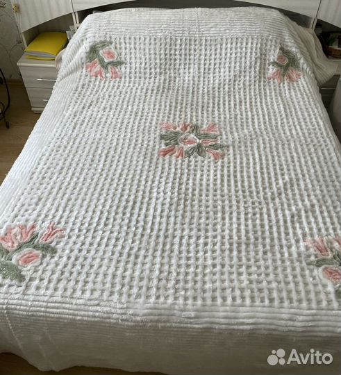 Плюшевое покрывало