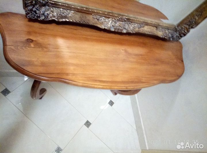 Консольный столик