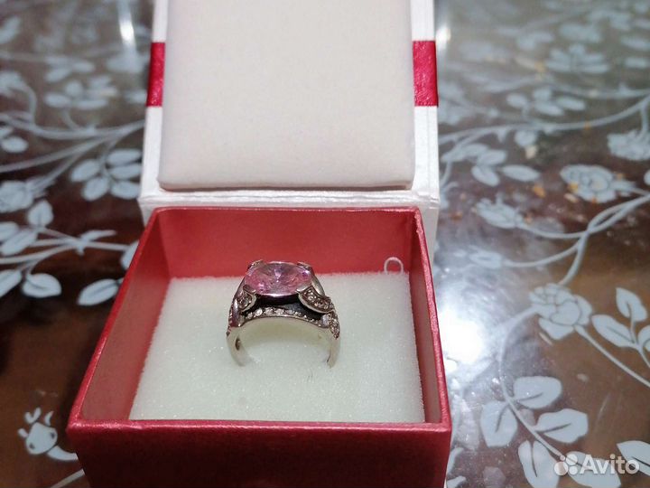 Серебряное кольцо женское