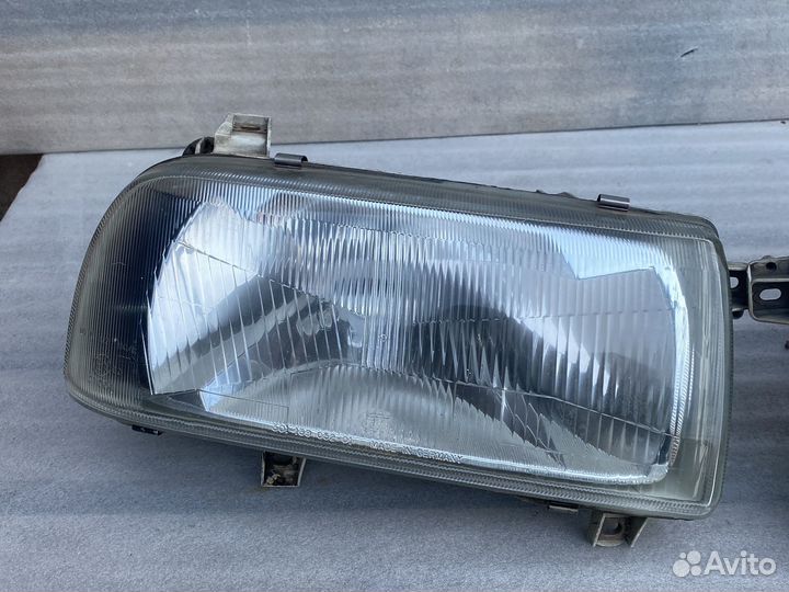 Фары на Volkswagen Vento