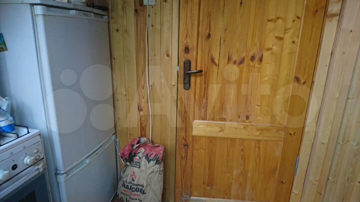 Дом 28 м² на участке 15 сот.