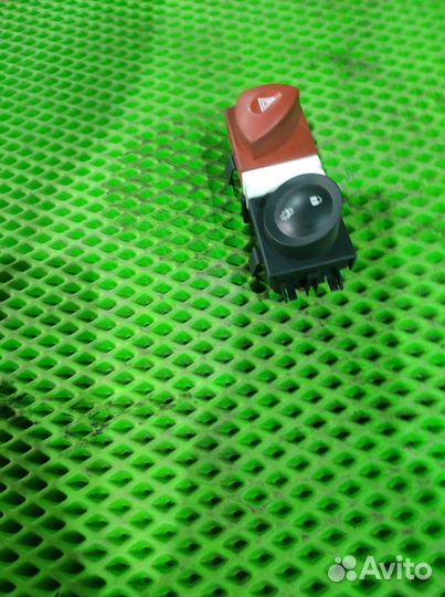 Кнопка аварийки renault megane 2