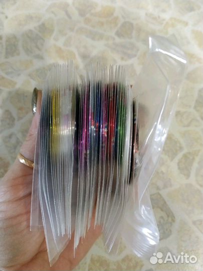 Фольга клейкая в рулонах