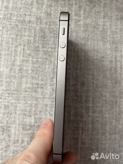 iPhone 5S, 16 ГБ