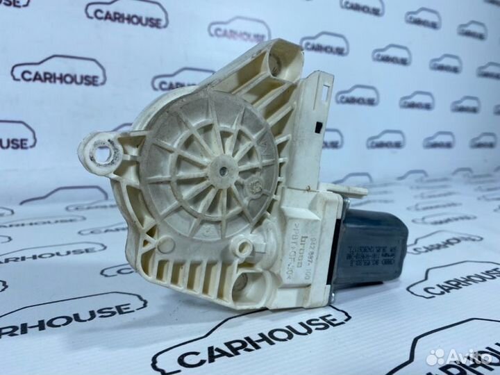 Мотор стеклоподъемника передний левый Volkswagen