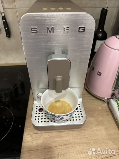 Кофемашина smeg