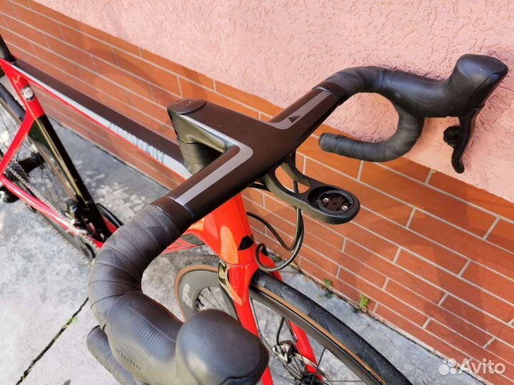 Топовый canyon aeroad CF SLX disc etap zipp 303S