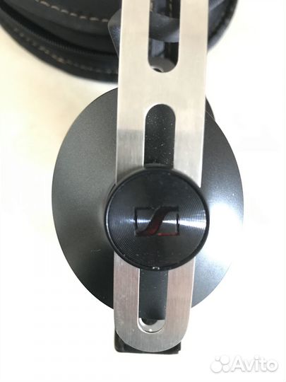 Беспроводные наушники Sennheiser momentum M2 oebt