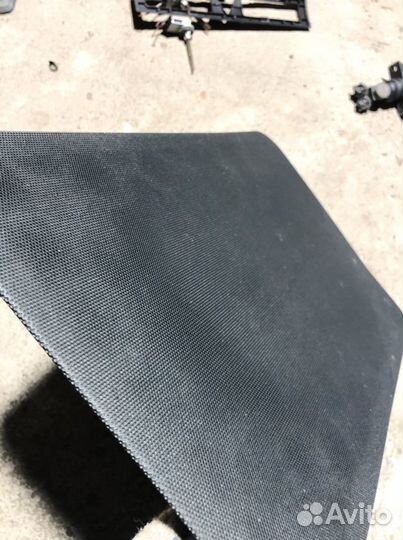 Решетка сабвуфера audi а8 d3 черная