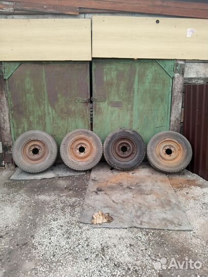 Bridgestone Winter Dueler DM-Z2 225/80 R15