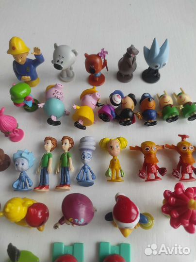 Киндер игрушки