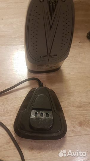 Утюг redmond
