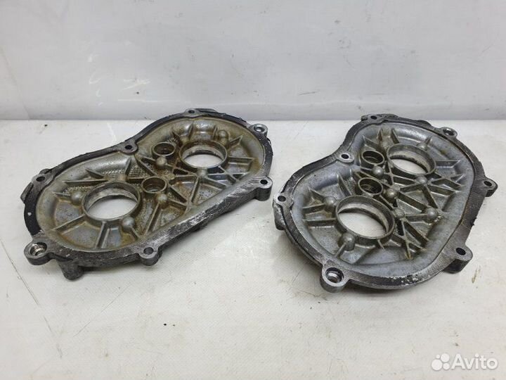 Крышка двигателя Mercedes-Benz E W212 3.5 2010