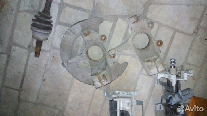 Форд фокус 2 и 2+ передние правые цапфы В наличие