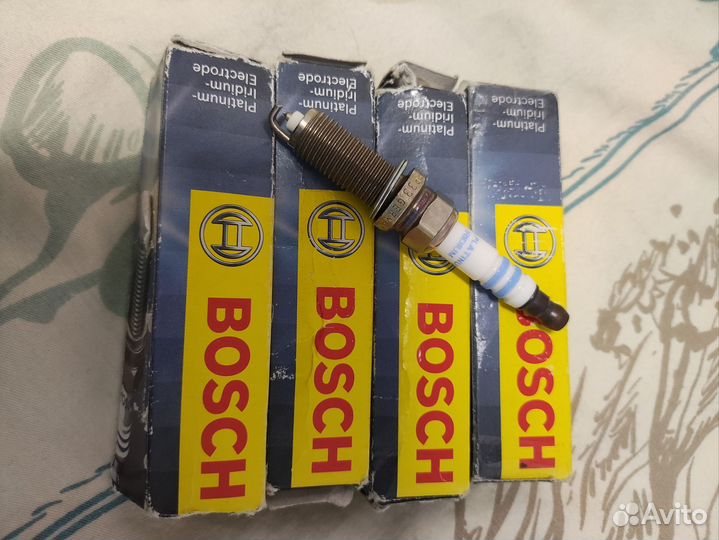 Bosch Свеча зажигания VR7SPP33 0242135524, 4шт