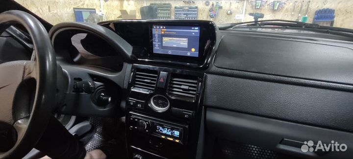 Магнитола андроид рамка козырек Приора 1 глянец