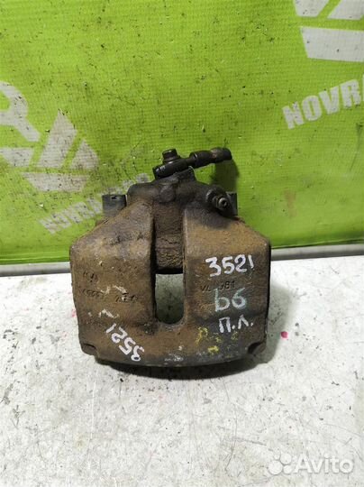 Суппорт передний левый Фольксваген Пассат Б6