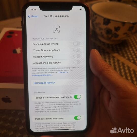 iPhone 11, 64 ГБ