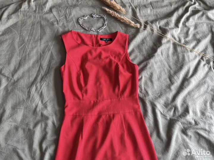 Платье женское мини вечернее 40-42 XS красное