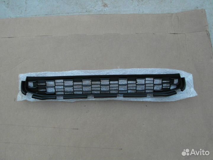 Решётка переднего бампера Mitsubishi ASX 2013-2018