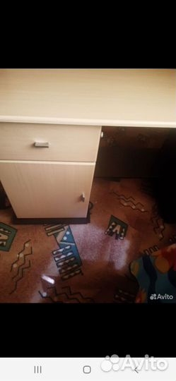 Письменный стол школьный, бу 1 год