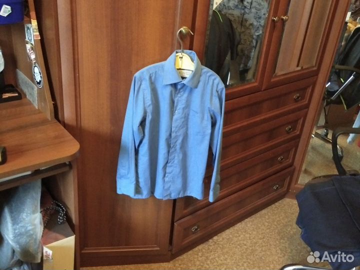 Светло-синяя рубашка детская размер 31 (134-140)