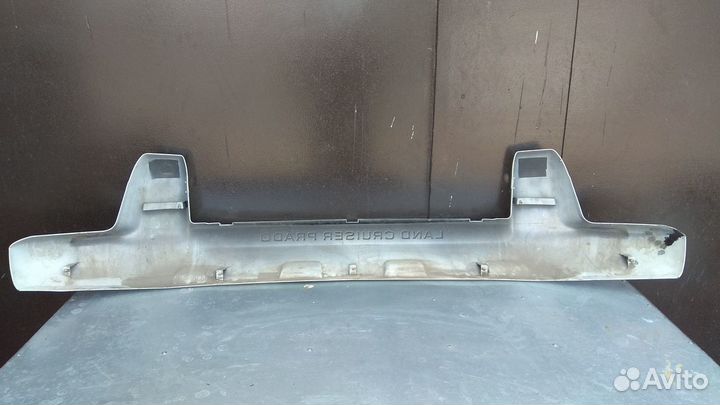 Накладка на бампер Toyota land Cruiser 5243760090