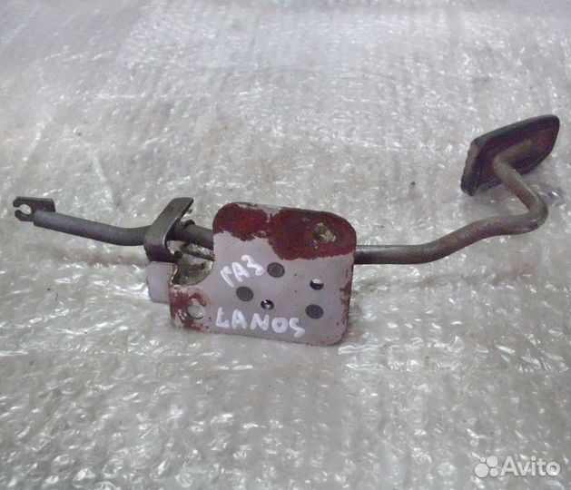 Педаль газа Chevrolet Lanos 1.5