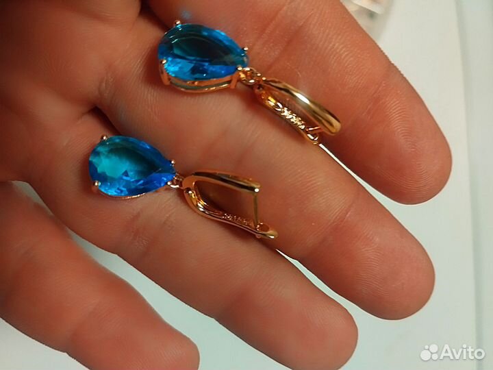 Золотые серьги 585 пробы