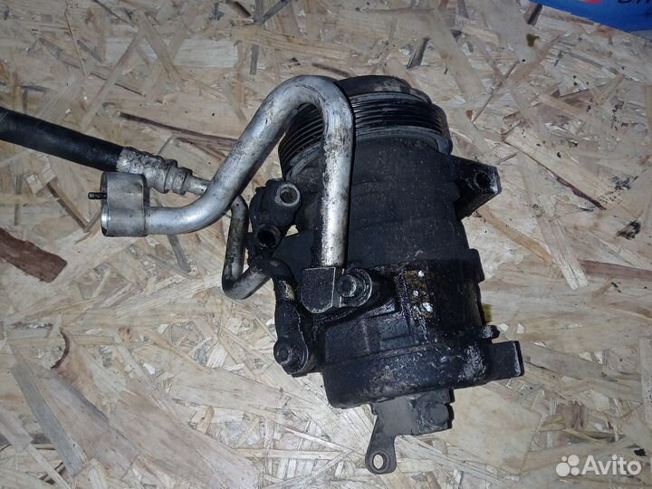 Компрессор кондиционера m62 BMW Х5 Е53 64526909628