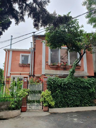 2-к. квартира, 60 м², 1/2 эт.