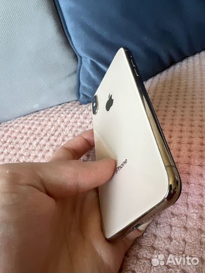 iPhone Xs, 64 ГБ