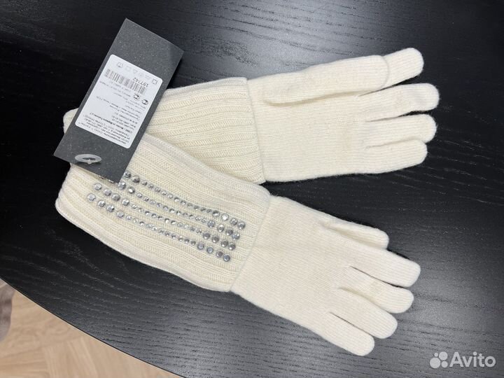 Новые женские перчатки 3 пары