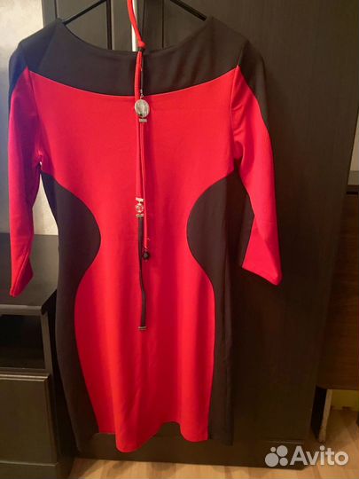 Платье женское