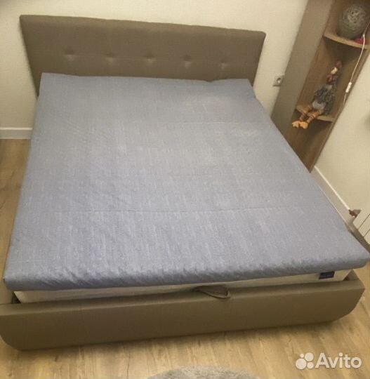 Кровать двухспальная 160 200