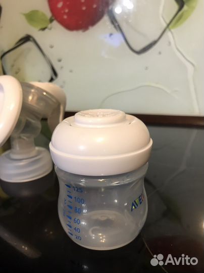 Молокоотсос avent ручной новый