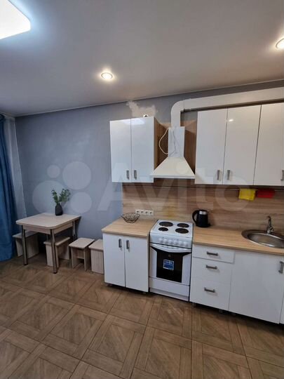 2-к. квартира, 55 м², 3/17 эт.