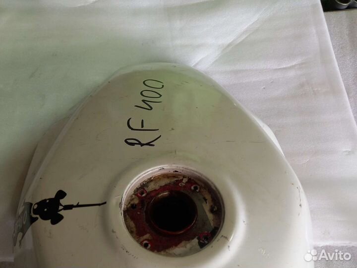 Бензобак, топливный бак Suzuki RF 400/600